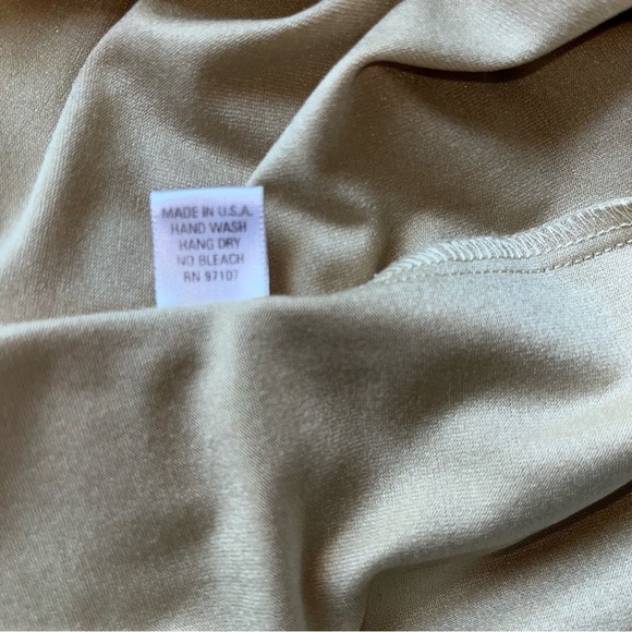 A'Nue Miami Women's The Classic Tank Top Tanks & Cami - Picture 7 of 8